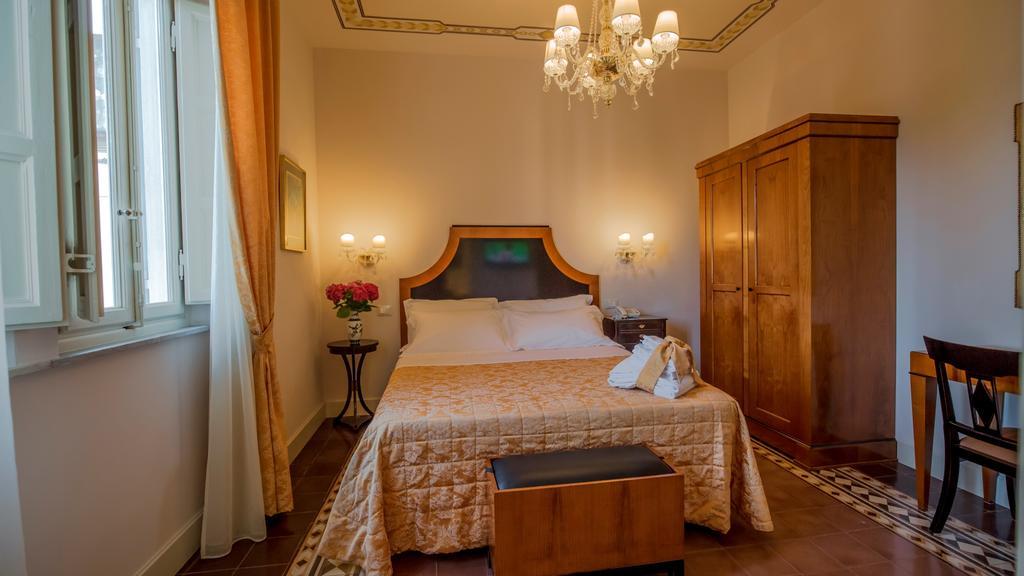 Bed and Breakfast Lucca in Azzurro Maison de Charme Zimmer foto