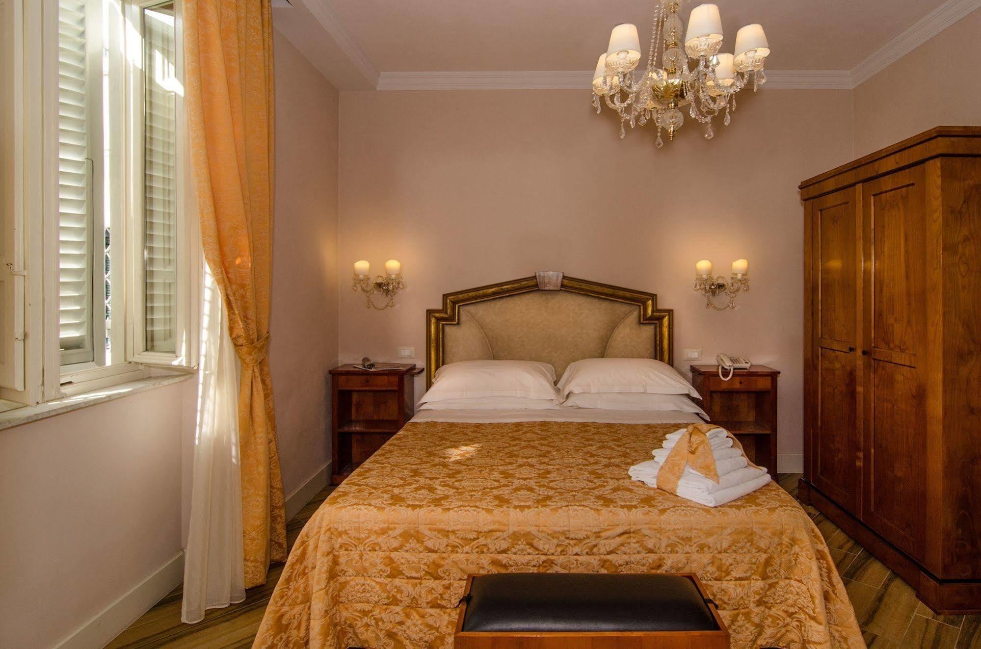 Bed and Breakfast Lucca in Azzurro Maison de Charme Exterior foto