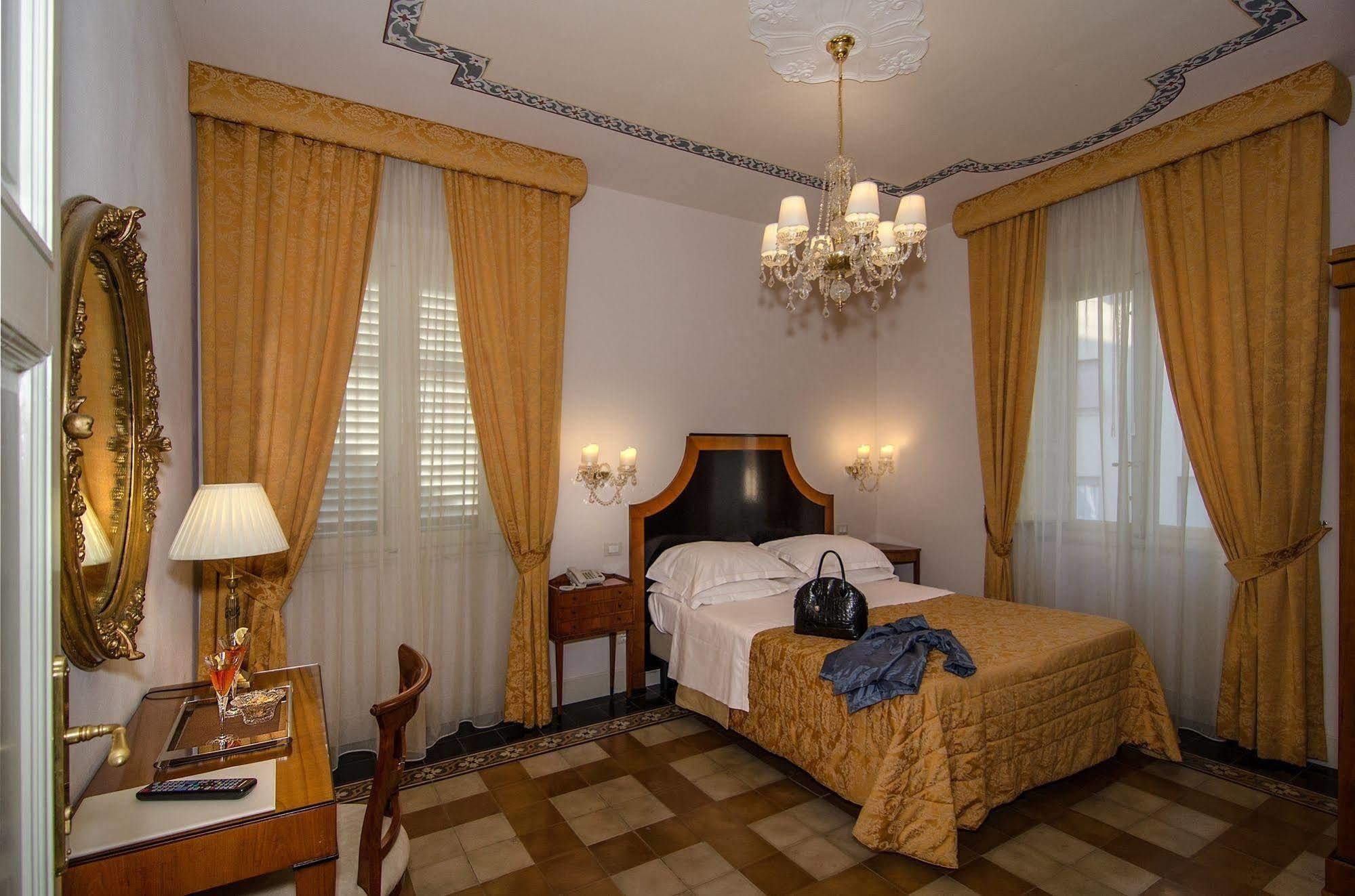 Bed and Breakfast Lucca in Azzurro Maison de Charme Exterior foto