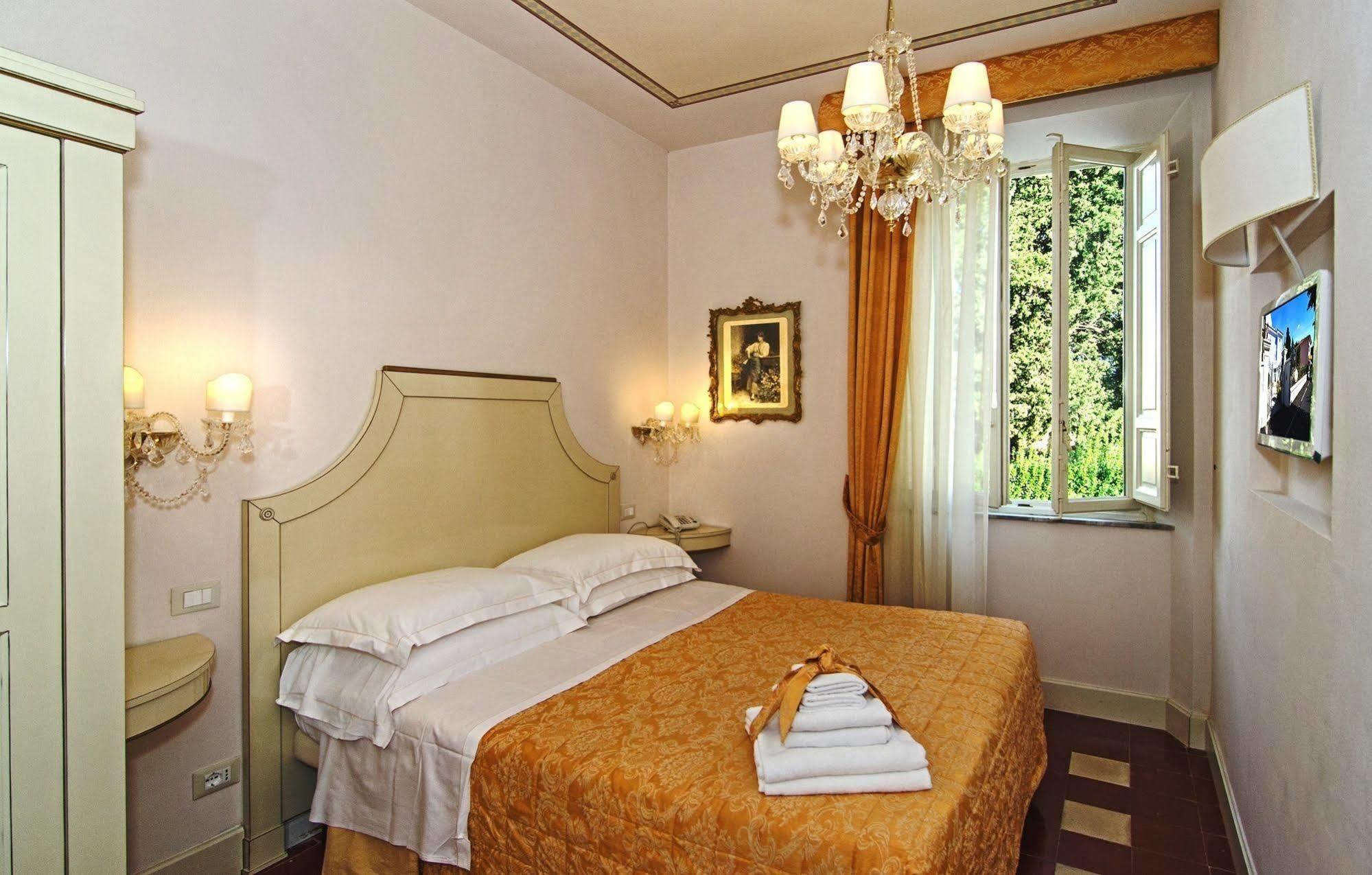 Bed and Breakfast Lucca in Azzurro Maison de Charme Exterior foto