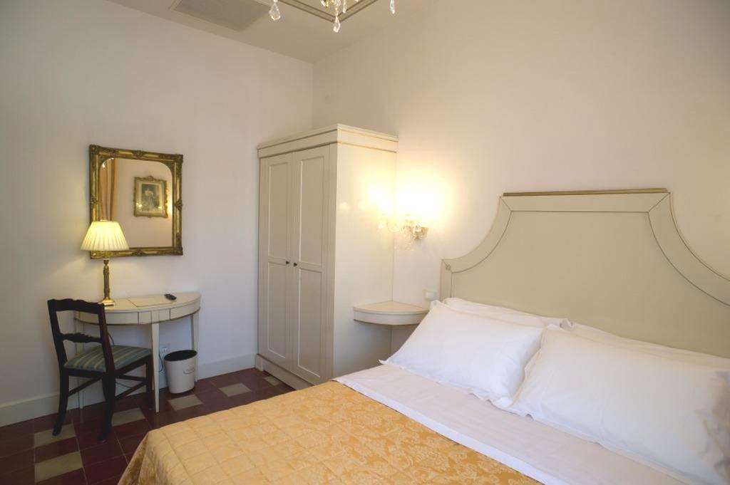 Bed and Breakfast Lucca in Azzurro Maison de Charme Zimmer foto